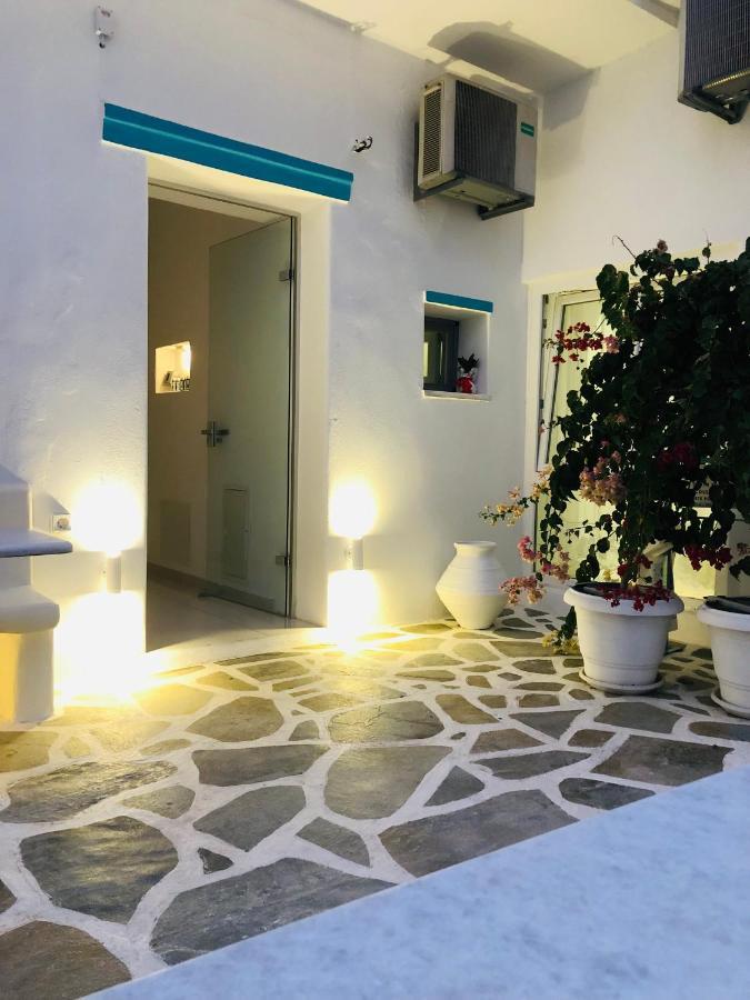 Taki'S Guests Bed and Breakfast Naxos City Eksteriør billede